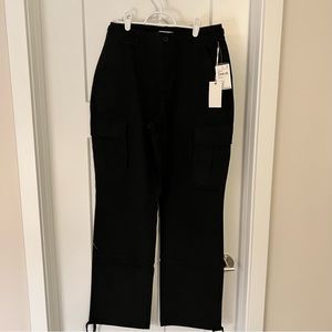 Good American cargo pants black size 6 NWT